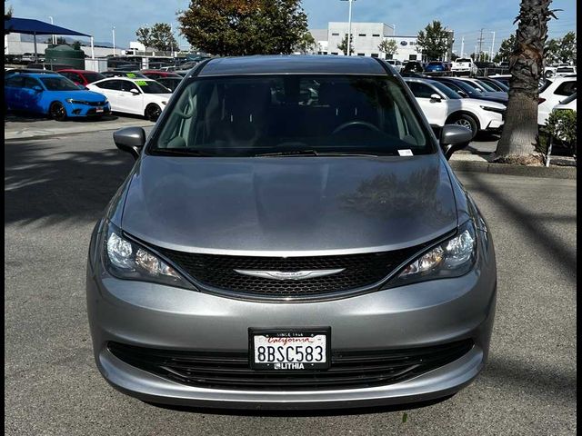 2017 Chrysler Pacifica LX