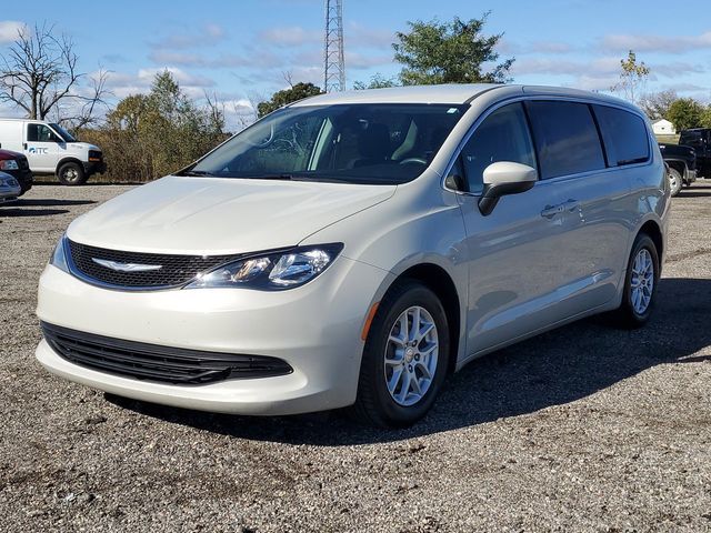 2017 Chrysler Pacifica LX