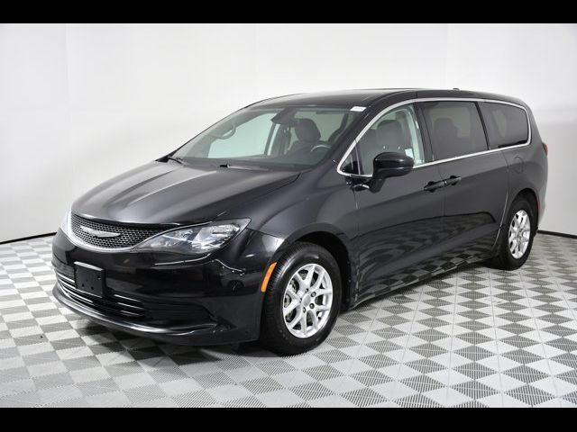 2017 Chrysler Pacifica LX