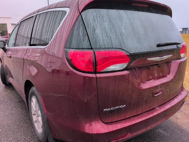 2017 Chrysler Pacifica LX