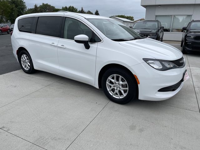 2017 Chrysler Pacifica LX