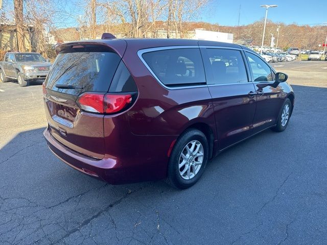 2017 Chrysler Pacifica LX