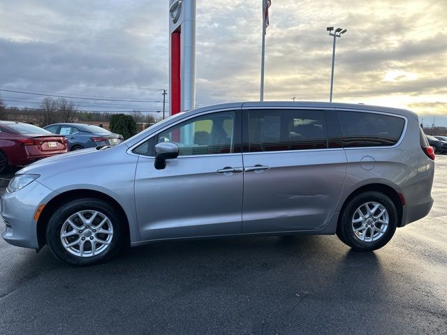 2017 Chrysler Pacifica LX