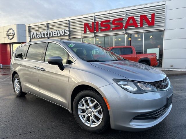 2017 Chrysler Pacifica LX