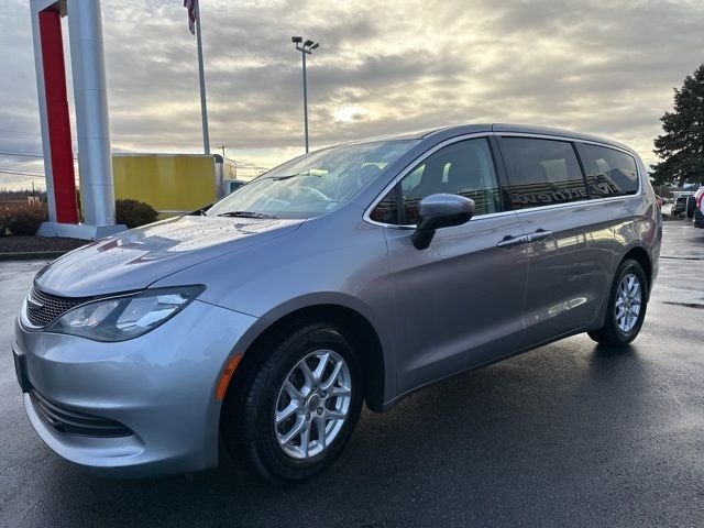 2017 Chrysler Pacifica LX