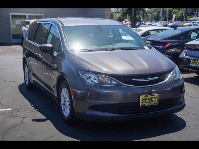 2017 Chrysler Pacifica LX