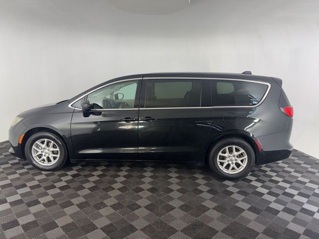 2017 Chrysler Pacifica LX