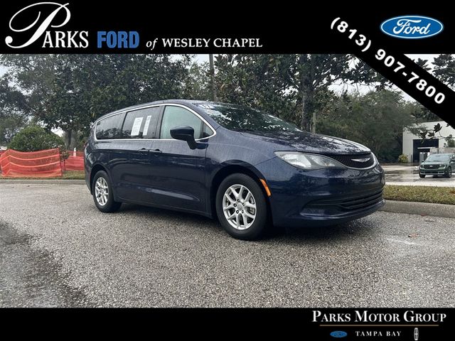 2017 Chrysler Pacifica LX