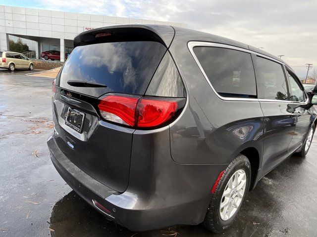 2017 Chrysler Pacifica LX