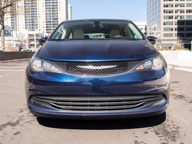 2017 Chrysler Pacifica LX