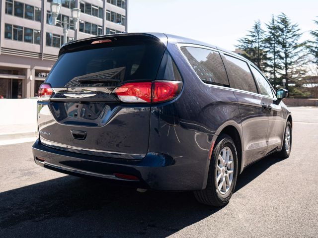 2017 Chrysler Pacifica LX