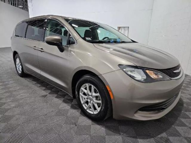 2017 Chrysler Pacifica LX