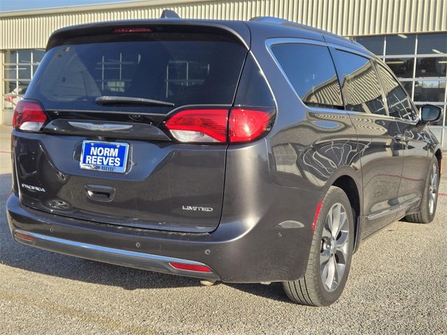 2017 Chrysler Pacifica Limited