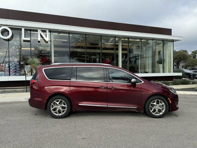 2017 Chrysler Pacifica Limited