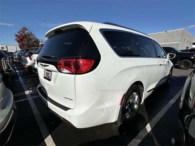 2017 Chrysler Pacifica Limited