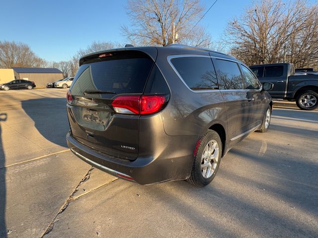 2017 Chrysler Pacifica Limited