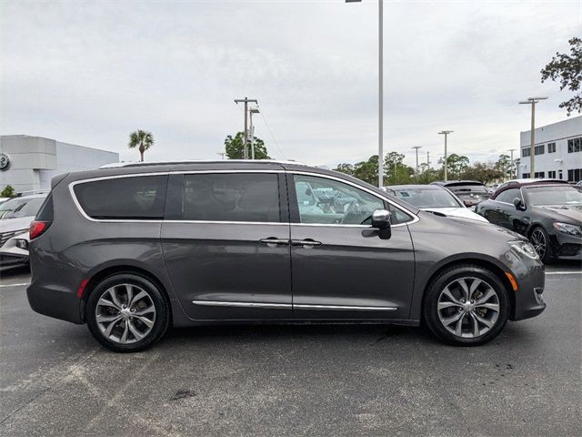 2017 Chrysler Pacifica Limited