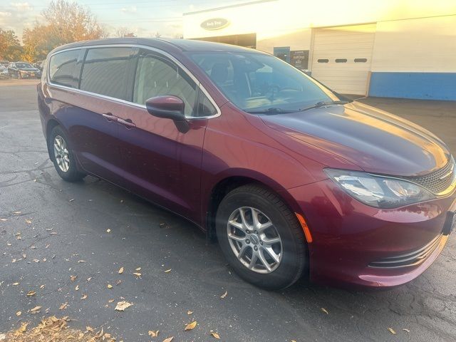 2017 Chrysler Pacifica Touring