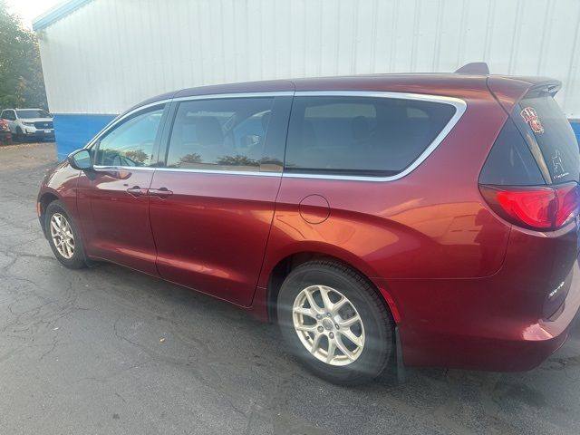 2017 Chrysler Pacifica Touring