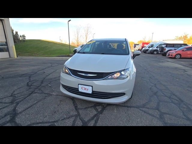 2017 Chrysler Pacifica Touring