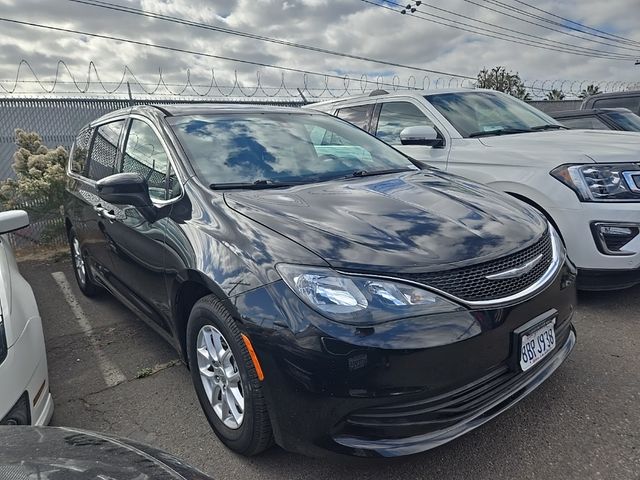 2017 Chrysler Pacifica Touring