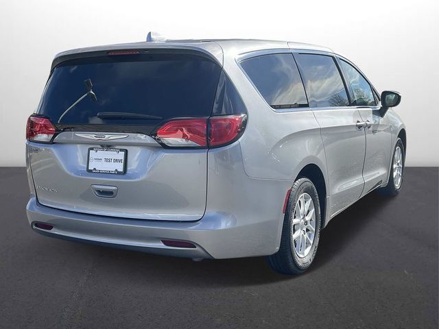 2017 Chrysler Pacifica Touring