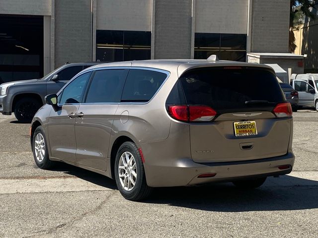 2017 Chrysler Pacifica Touring