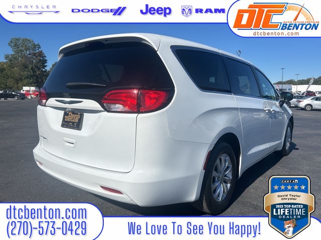 2017 Chrysler Pacifica Touring