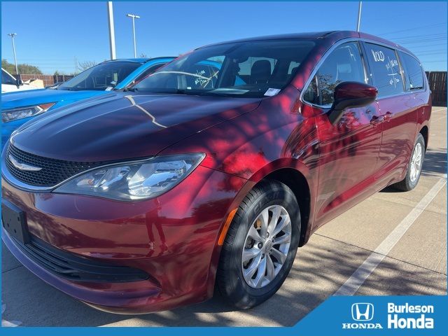 2017 Chrysler Pacifica Touring