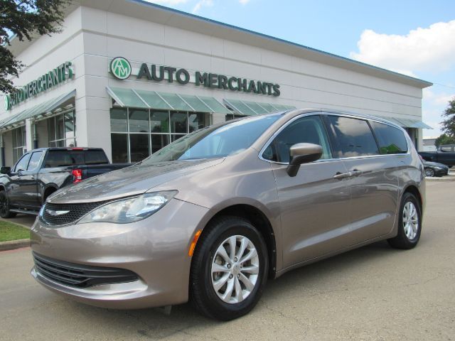 2017 Chrysler Pacifica Touring