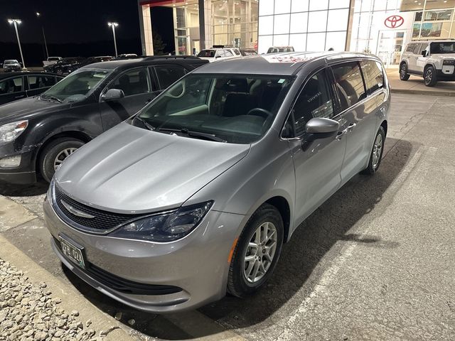 2017 Chrysler Pacifica Touring