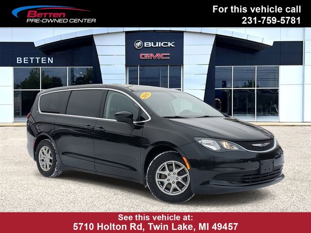 2017 Chrysler Pacifica Touring