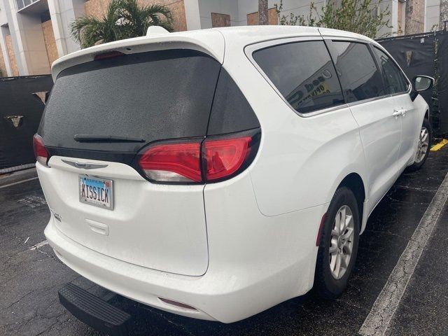 2017 Chrysler Pacifica Touring