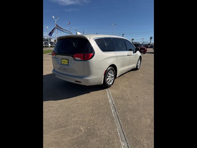 2017 Chrysler Pacifica Touring