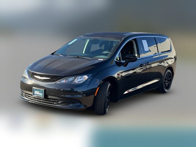 2017 Chrysler Pacifica Touring