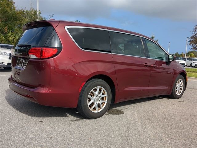 2017 Chrysler Pacifica Touring