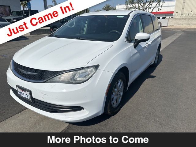 2017 Chrysler Pacifica Touring