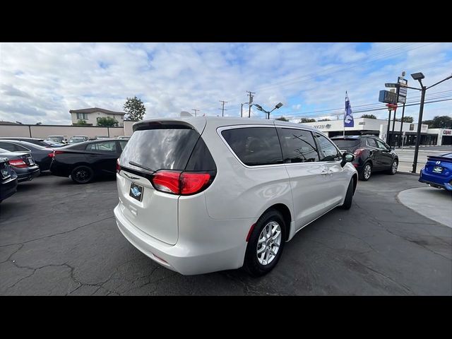 2017 Chrysler Pacifica Touring
