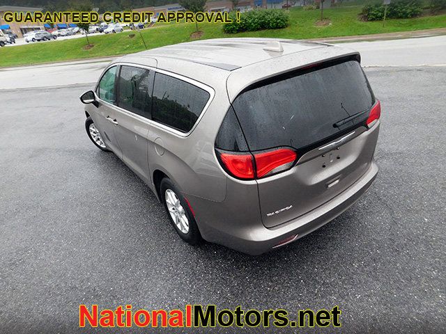 2017 Chrysler Pacifica Touring