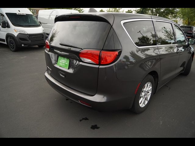 2017 Chrysler Pacifica Touring