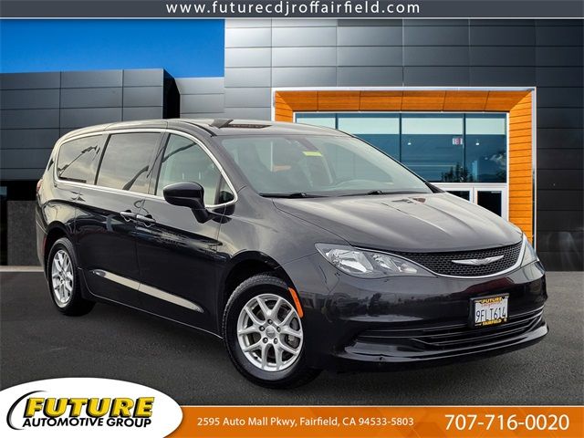 2017 Chrysler Pacifica Touring