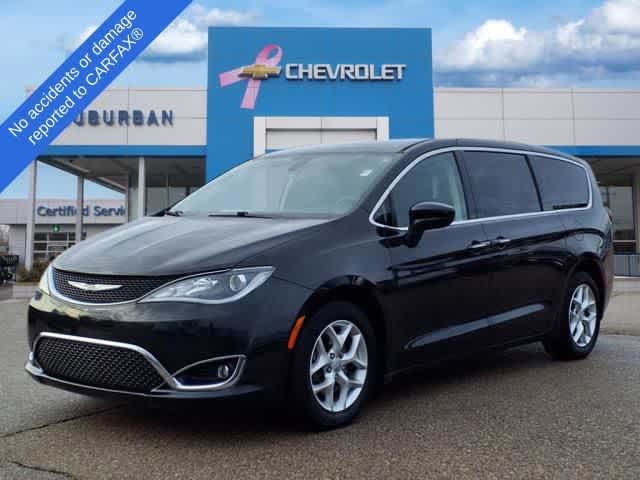 2017 Chrysler Pacifica Touring Plus