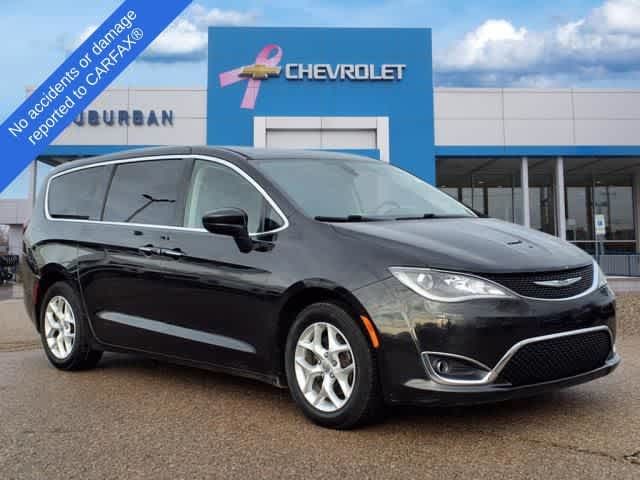 2017 Chrysler Pacifica Touring Plus