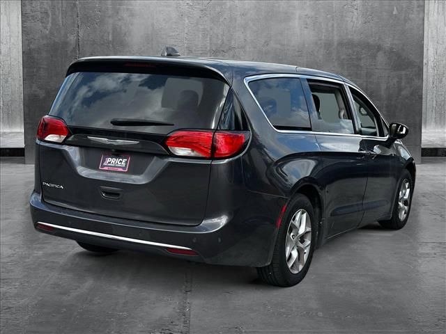 2017 Chrysler Pacifica Touring Plus