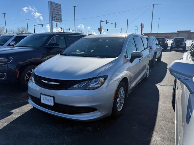 2017 Chrysler Pacifica Touring-L