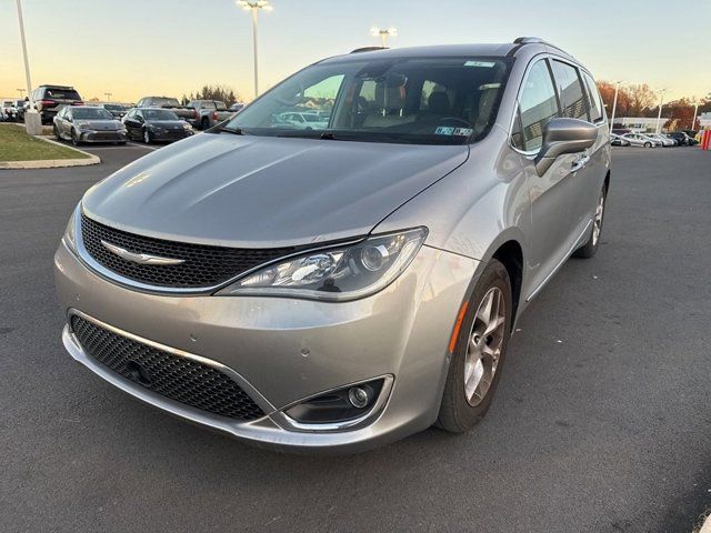 2017 Chrysler Pacifica Touring-L Plus