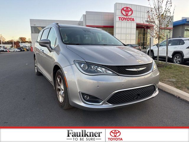 2017 Chrysler Pacifica Touring-L Plus