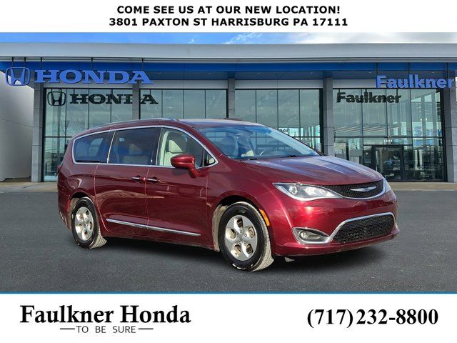 2017 Chrysler Pacifica Touring-L Plus