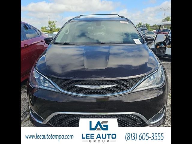 2017 Chrysler Pacifica Touring-L Plus