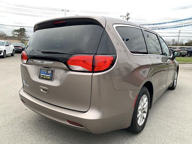 2017 Chrysler Pacifica Touring